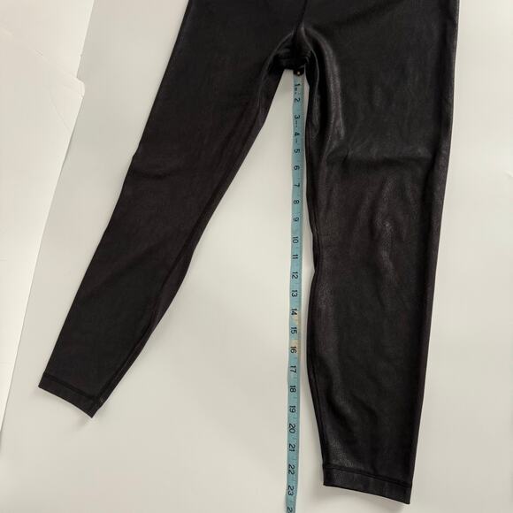 90 Degree Black Cropped Leggings Size Large - Picture 7 of 10